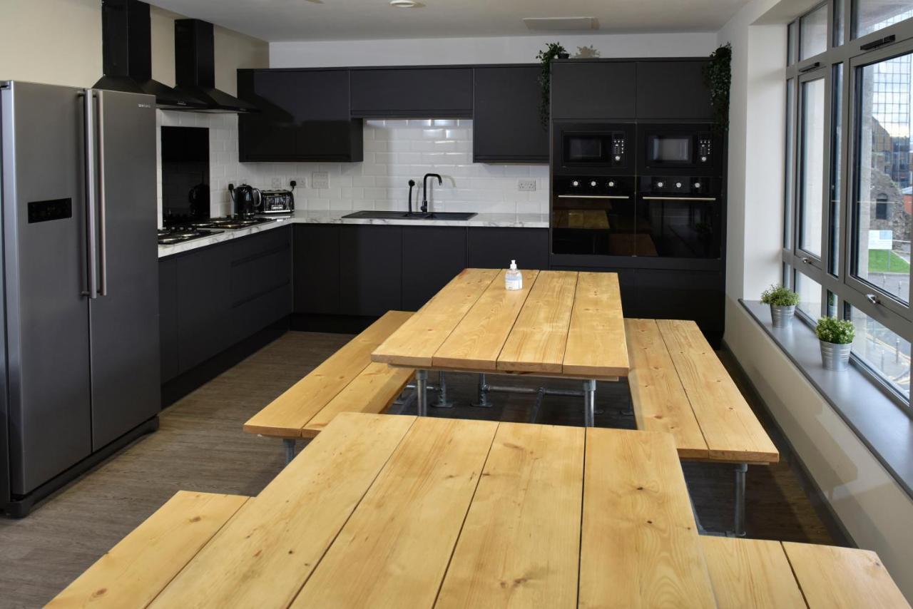 Cwtsh Hostel Swansea Exterior foto The kitchen at the 2012 Olympic Village